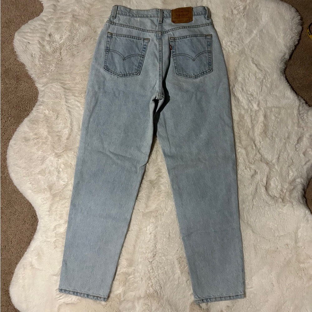 Vintage High Waisted Levi Light Wash Jeans